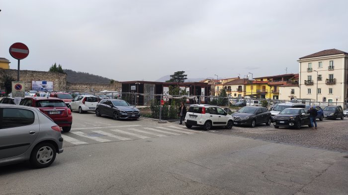 piazza cardinal pacca s maria domani divieto di sosta e chiusura al traffico