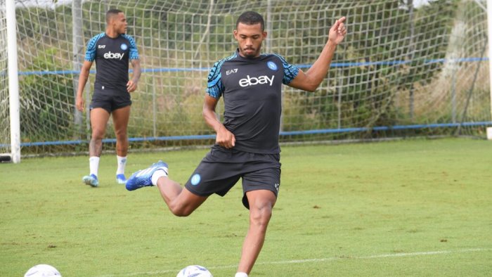 out juan jesus lavoro in palestra per gollini meta seduta col gruppo