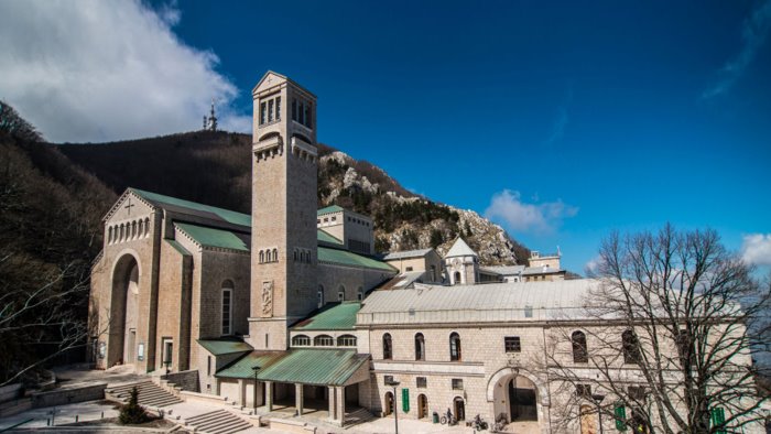 a montevergine una giornata di spiritualita per i militari delle forze armate