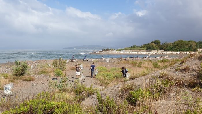 palumbo ugl loda l iniziativa dell associazione plastic free