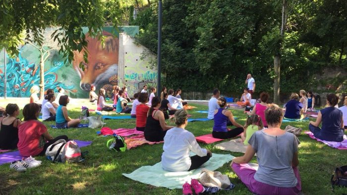 yoga in parco a baronissi