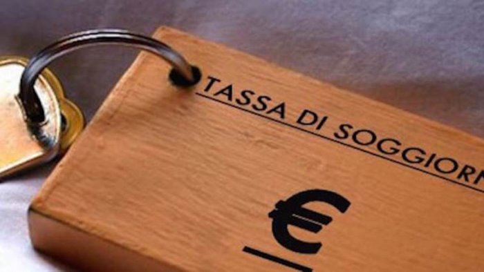 tassa di soggiorno cammarota stop a pagamento fino a dicembre