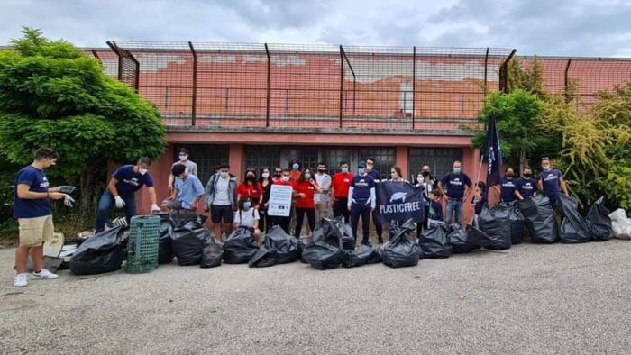 plastic free il nuovo monito arriva da fontanarosa