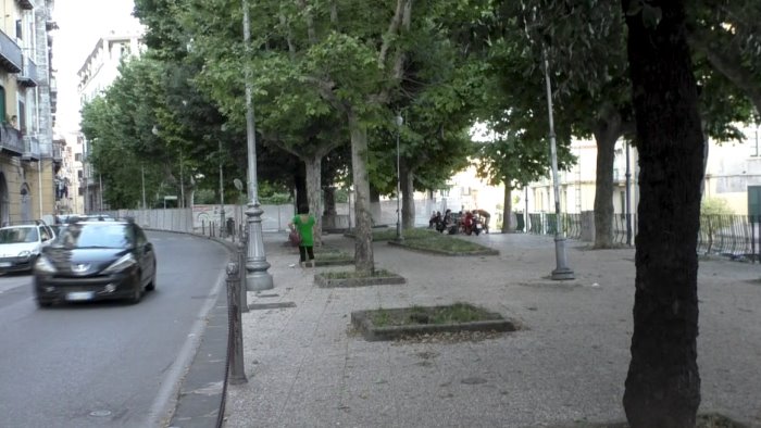 l inseguimento poi il colpo di pistola terrore in centro a salerno