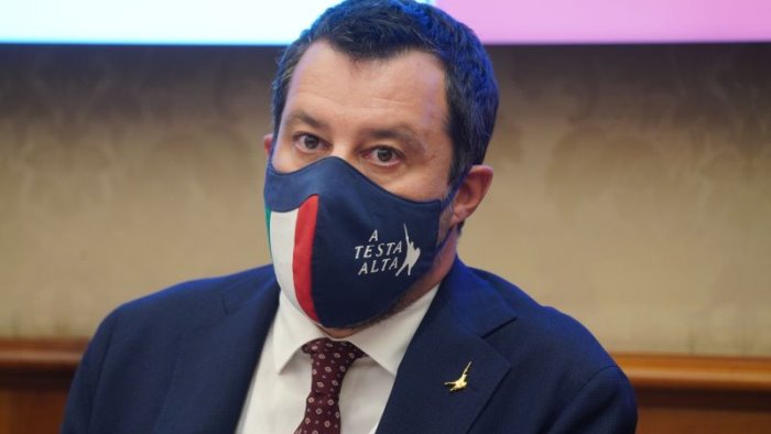 covid salvini chiesto a draghi stop obbligo mascherine all aperto