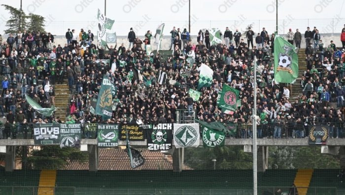 avellino quattro ingressi corsa contro il tempo per il ritiro