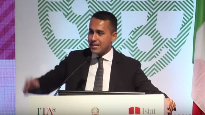 scissione m5s di maio conferma l addio ecco i campani che lo seguiranno