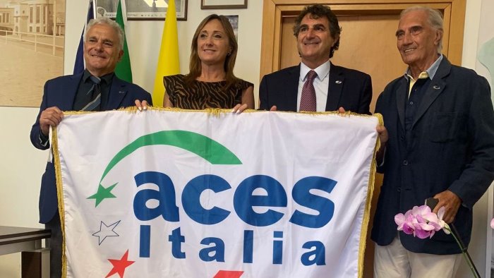 napoli capitale europea dello sport via alla candidatura