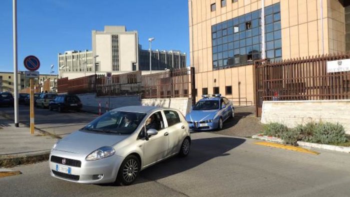 addosso una pistola carica con matricola abrasa arrestato a benevento