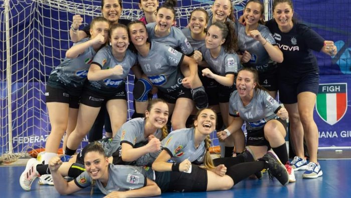 pallamano final eight u20 femminile la jomi salerno e in semifinale scudetto