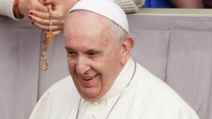 papa francesco non portate l umanita alla rovina