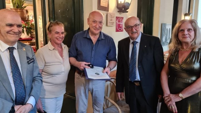 una serata del rotary club sorrento all antico francischiello a massa lubrense