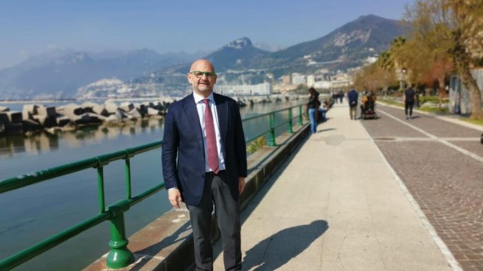 turismo a salerno loffredo lavorare al piu presto a un bando per i chioschi