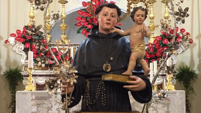 anacapri in fermento per la festa di s antonio patrono della cittadina