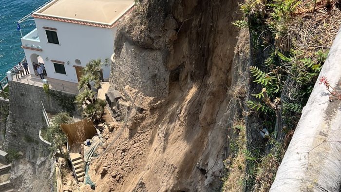 la costiera fragile grossa frana ad amalfi terrazzamenti collassati