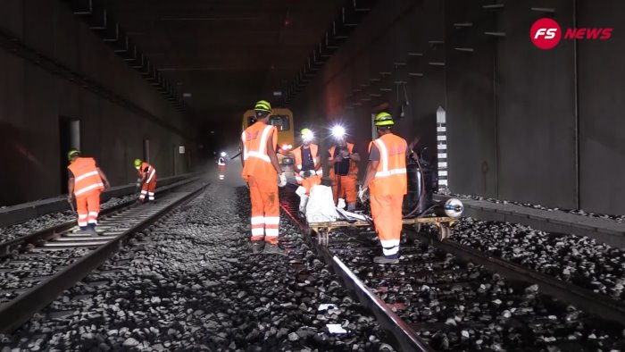 alta velocita roma napoli finisce l incubo riattivata la linea