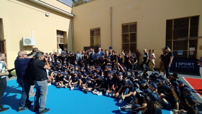 napoli inaugurati gli spazi esterni delle scuole al rione sanita e all arenella