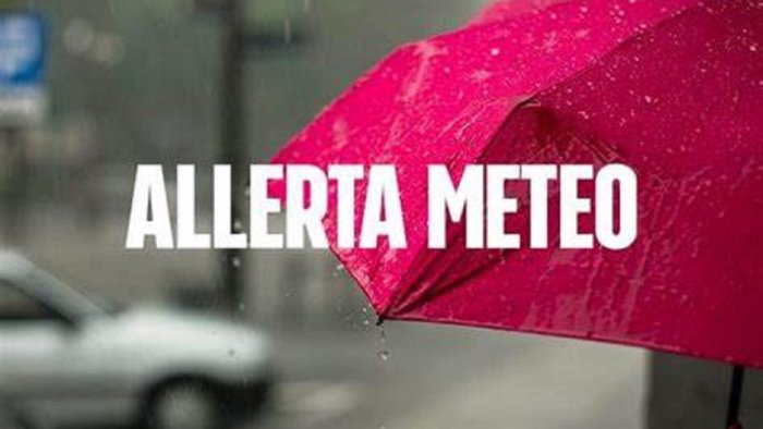 maltempo campania scatta la nuova allerta dalle 14 rischio alluvioni