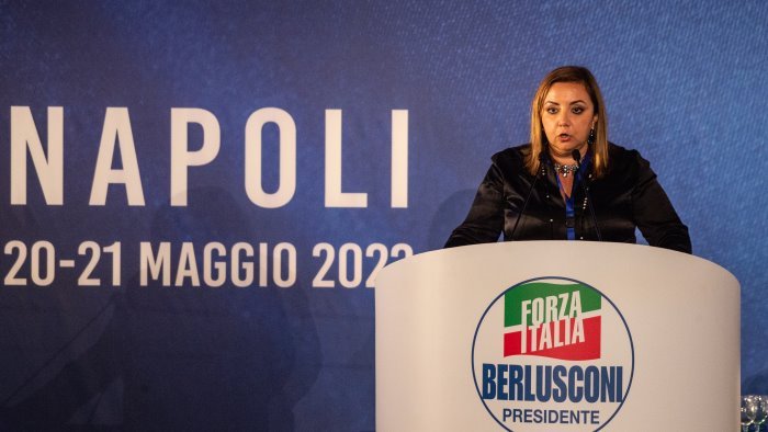 morte berlusconi adinolfi ha scritto la storia del centrodestra