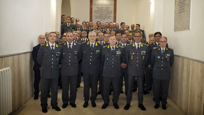 guardia di finanza il generale carbone a benevento