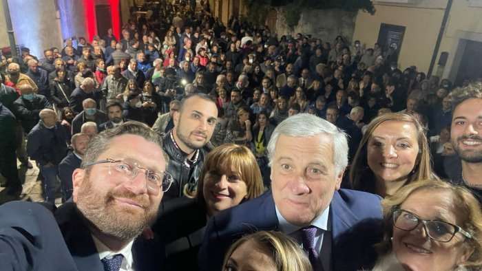 forza italia anche l irpinia si riorganizza per il post berlusconi