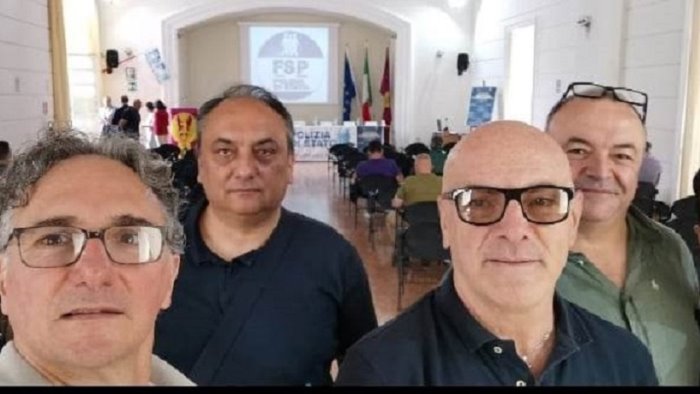 polizia convegno sull ordine pubblico a napoli anche la fsp di benevento