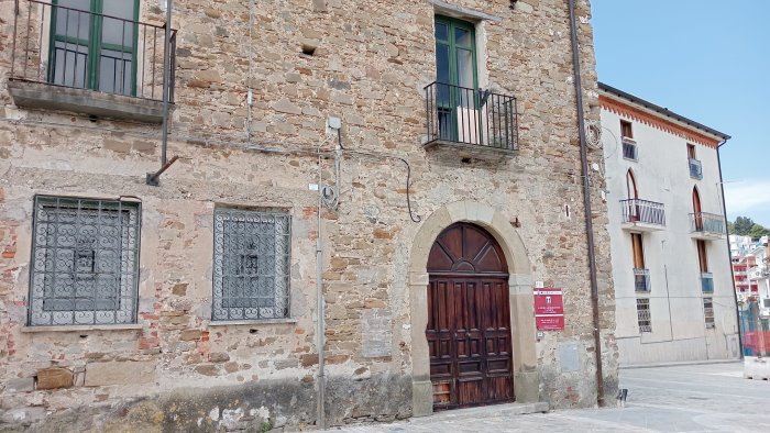 furti all antiquarium di agropoli onorevole bicchielli presenta interrogazione