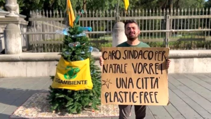 legambiente avellino rilancia l appello per una citta plastic free