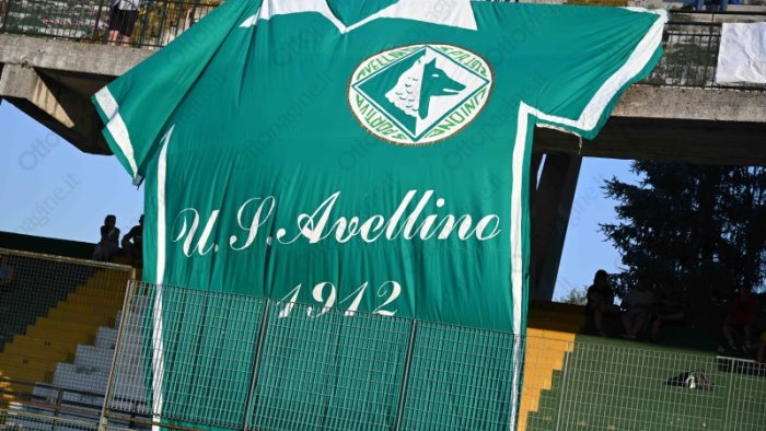 avellino 40 giorni di silenzio lo scenario per dirigenza tecnico e squadra