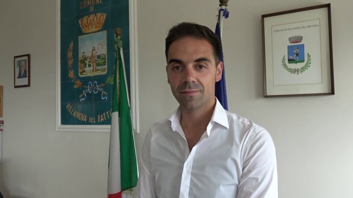 villanova del battista ernesto iorizzo tra i sindaci piu giovani in campania