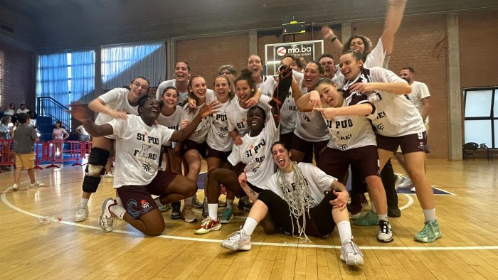 basket sirio salerno inarrestabile a modena arriva la promozione in a2