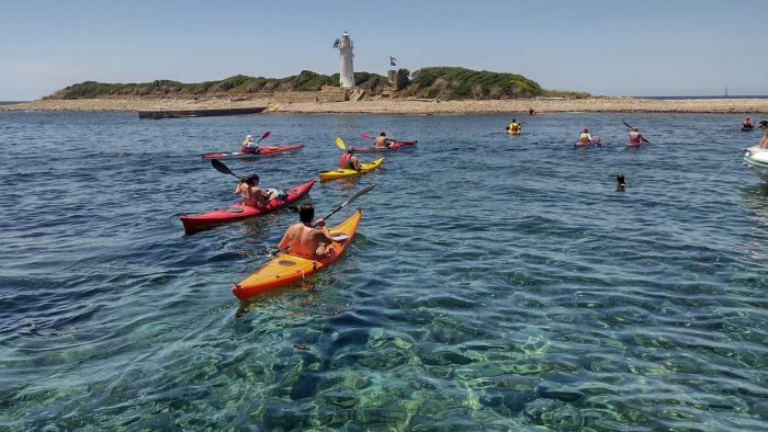 pagaiando per il cilento apre il cartellone degli sport acquatici