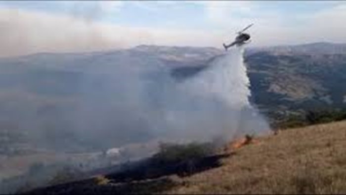 prevenzione degli incendi boschivi esperti a confronto ad ariano