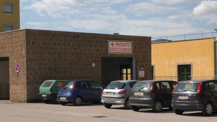 chiusura notturna pronto soccorso la lega gravita inaudita ora risposta forte