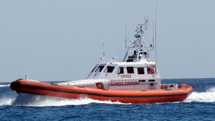 dopo la morte di cristina a posillipo controlli rafforzati nel golfo di napoli