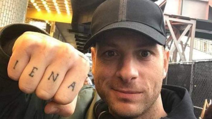 in migliaia ad avella per il concerto di clementino scatta l ordinanza traffico