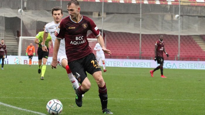 salernitana gyomber vola agli ottavi degli europei con la slovacchia