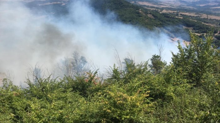 la prevenzione ed il contrasto agli incendi boschivi summit ad avellino