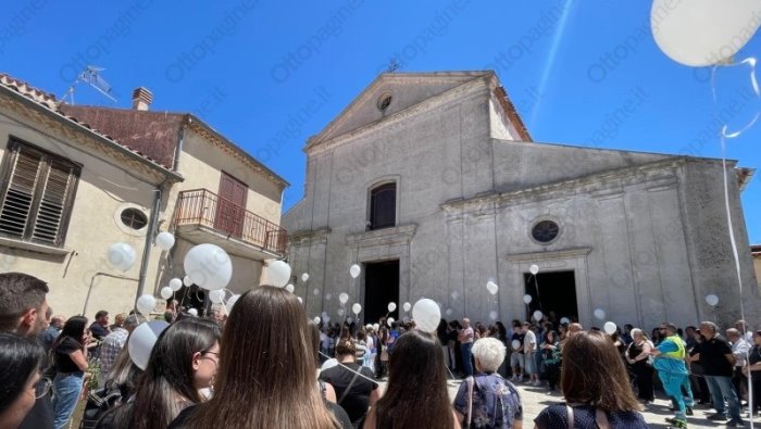 don enzo la sofferta omelia per domenico diamo forza a questa famiglia