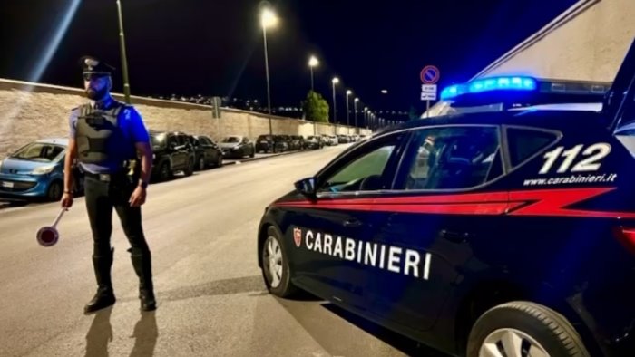 scacco alla movida a napoli tra bagnoli e posillipo locali notturni ai raggi x