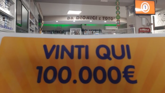 ariano super vincita da 100 000 euro in un bar tabacchi