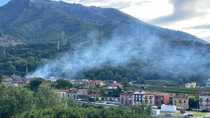 salerno odore acre nella zona di fratte procura e asl intervengano