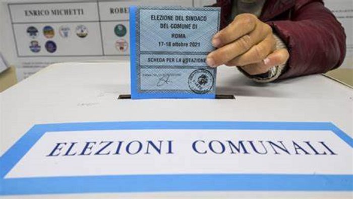 irpinia si vota in 42 comuni avellino 7 candidati per una poltrona da sindaco