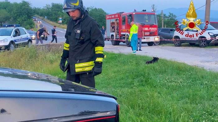 tragico incidente stradale a sant angelo dei lombardi muore 26enne