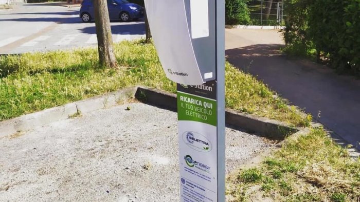 pellezzano nuova e station per ricaricare veicoli elettrici