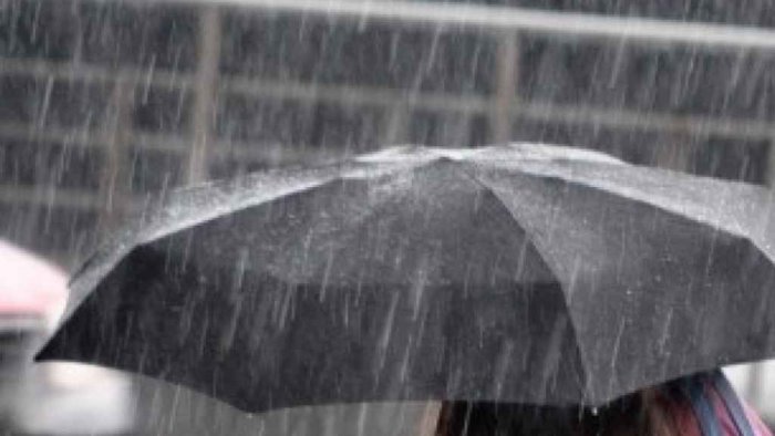 maltempo scatta l allerta meteo in campania rischio nubifragi