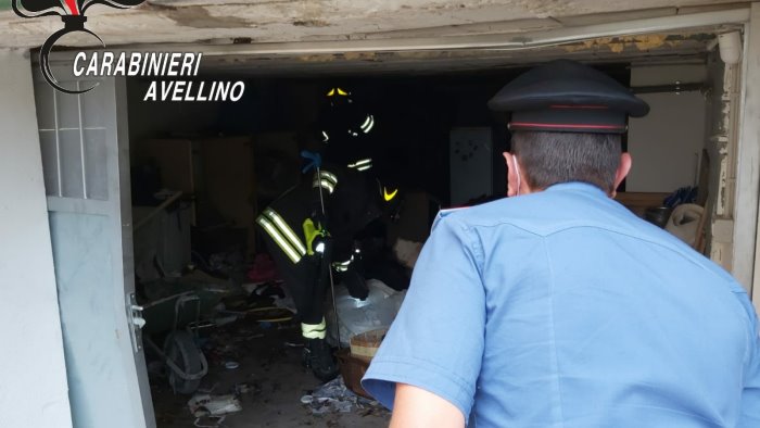 boato e paura esplode garage ferito il proprietario