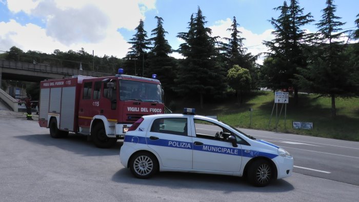 segnalate anomalie sotto il ponte scattano le verifiche