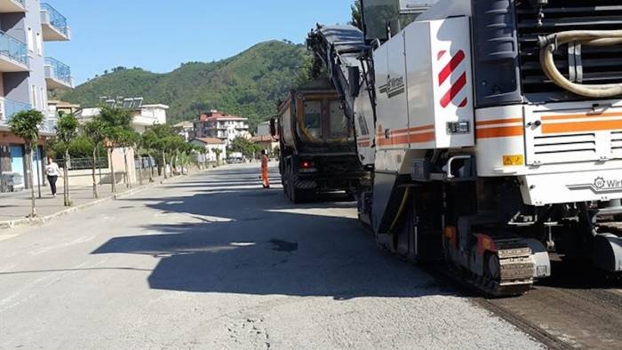 baronissi lavori in corso garibaldi strada chiusa