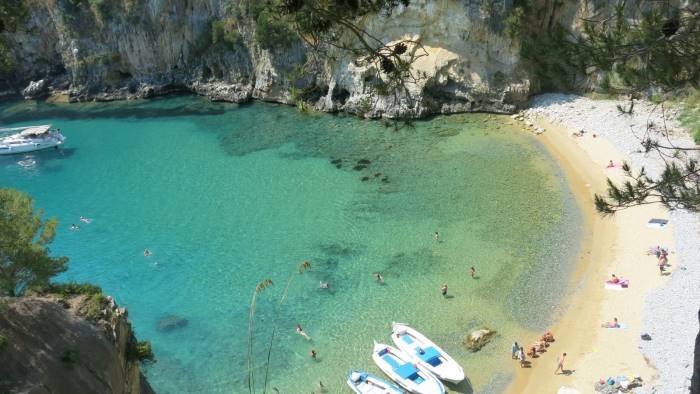 palinuro la baia del buondormire e off limits